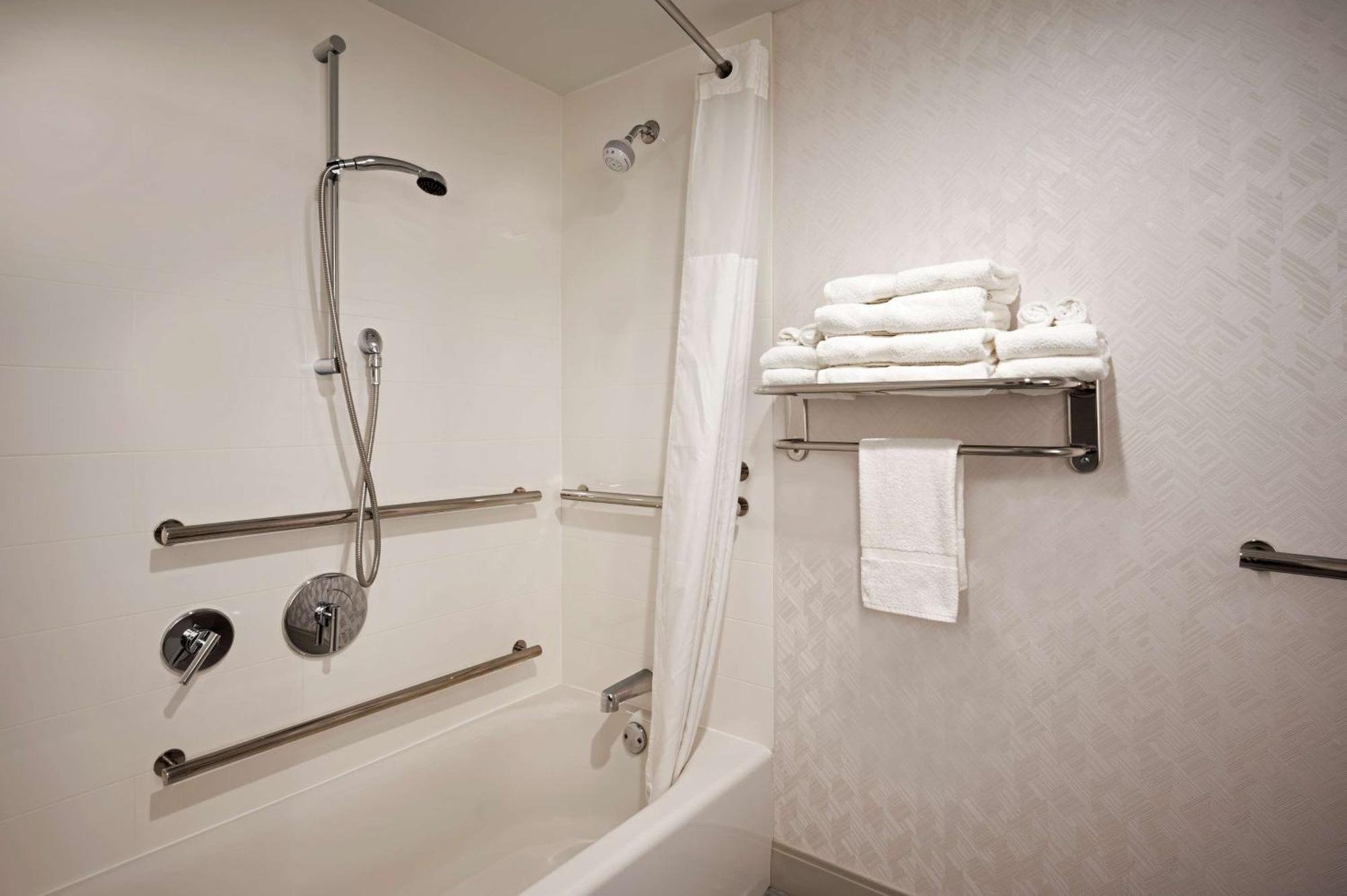 Hampton Inn By Hilton Boston/קיימברידג' מראה חיצוני תמונה