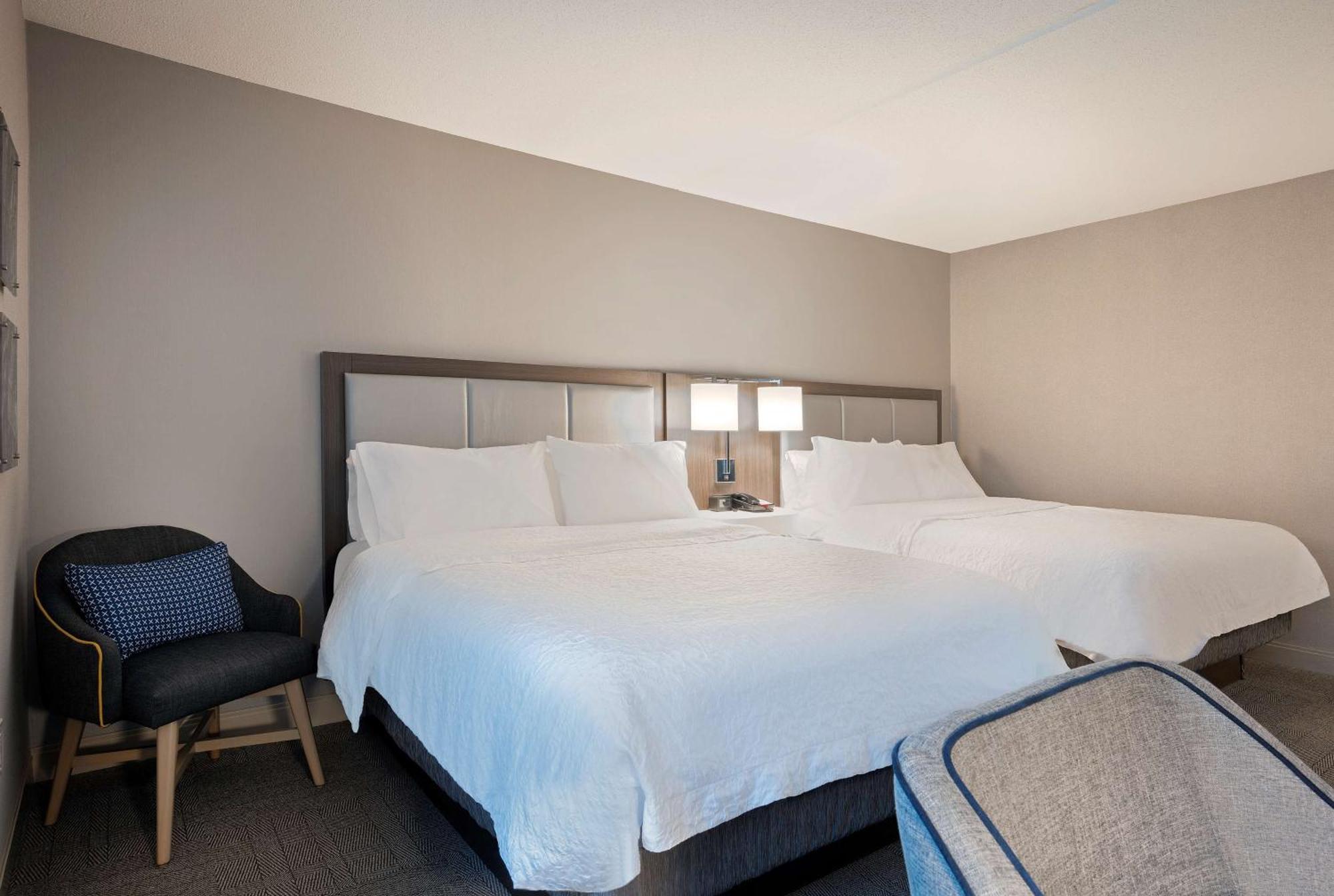 Hampton Inn By Hilton Boston/קיימברידג' מראה חיצוני תמונה