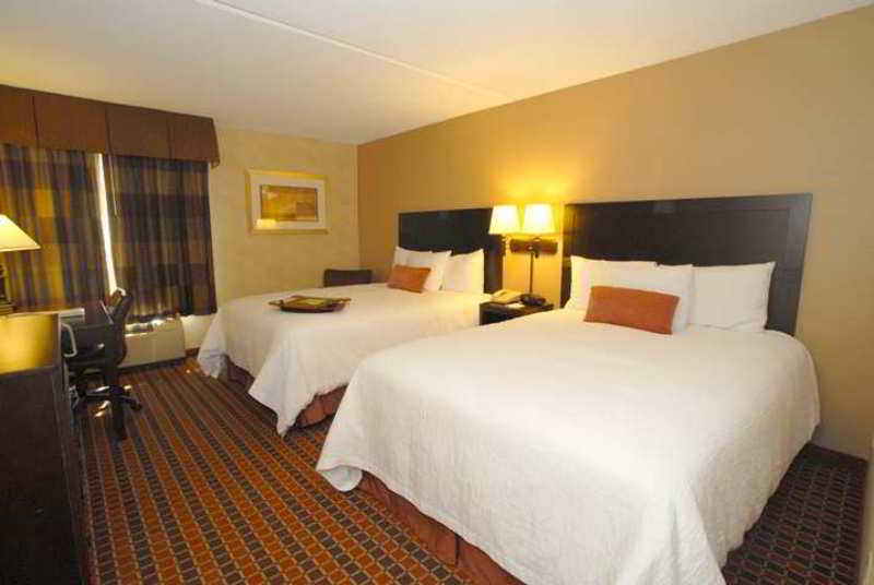 Hampton Inn By Hilton Boston/קיימברידג' חדר תמונה