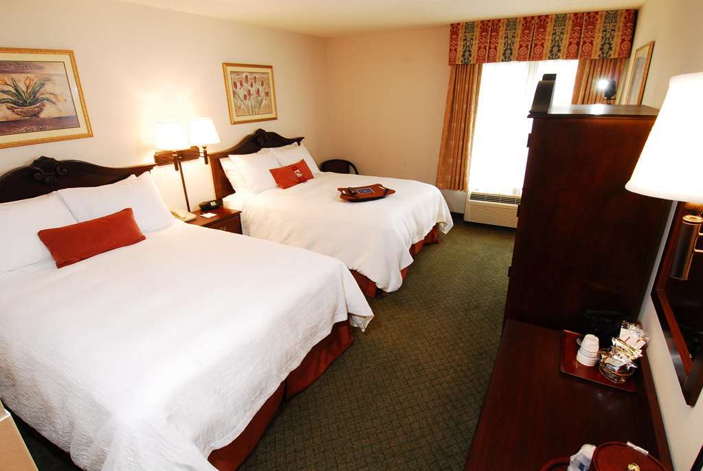 Hampton Inn By Hilton Boston/קיימברידג' חדר תמונה